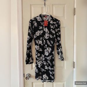 GUESS button down black dress with flower pattern.